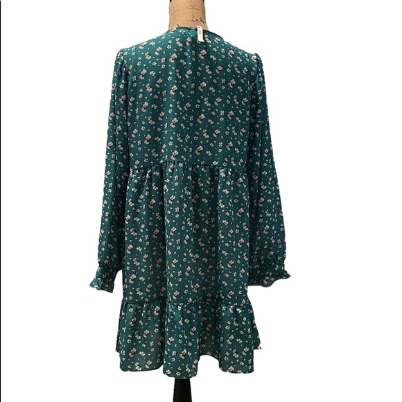 NWT ASOS Curve Green Floral LS Dress Size 12 - Picture 2 of 2